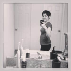 Baby bump 12 weeks